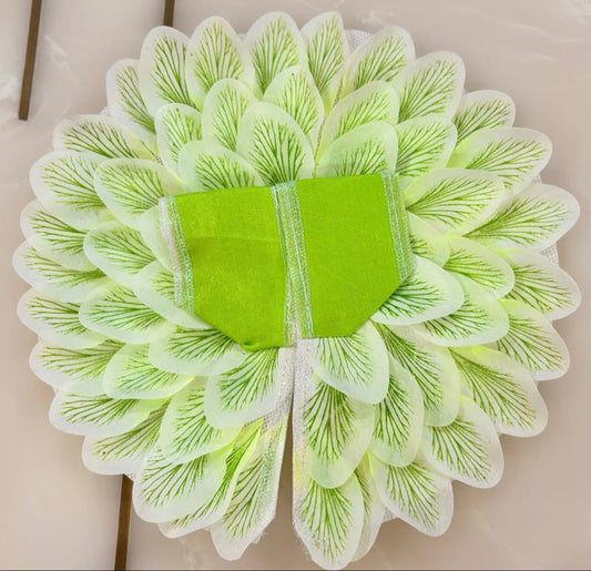 Divine Petal-Style Ladoo Gopal Poshak