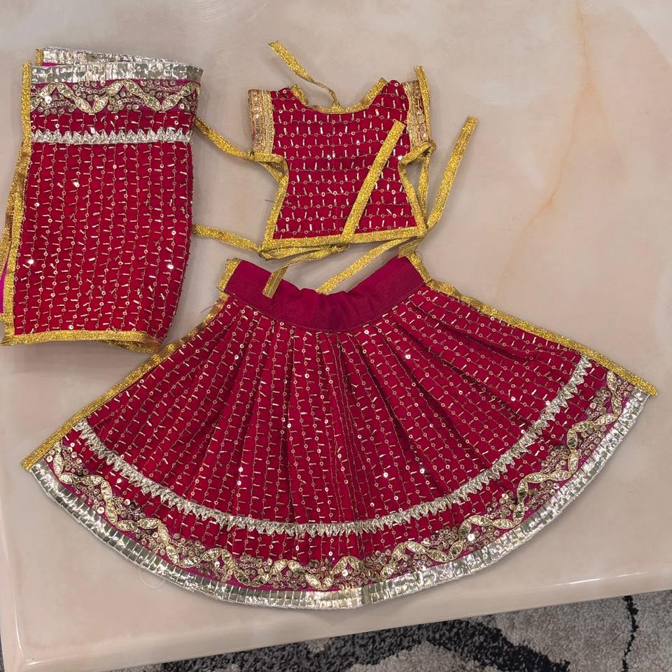 Gulabi Tejasvi Sona-Laced Durga Lehenga Chunri Set