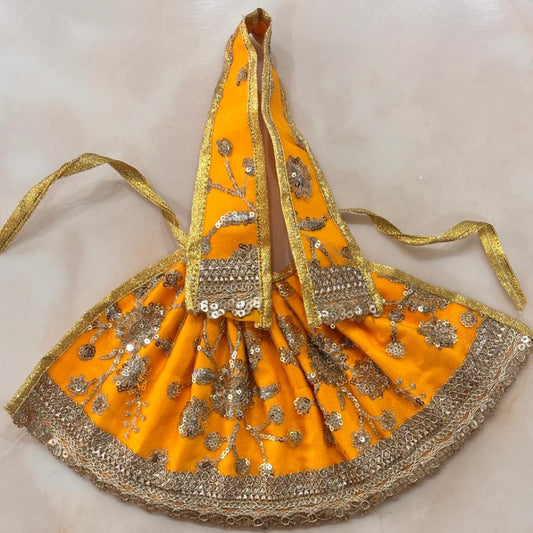 Pitambari Swarna-Resham Mata Rani Lehenga Patka Set